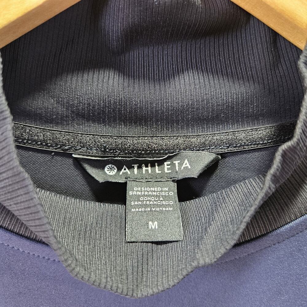 Athleta Cropped Mock Neck Sweatshirt M Navy Black Colorblock Quiet Luxury Clean - Picture 3 of 12
